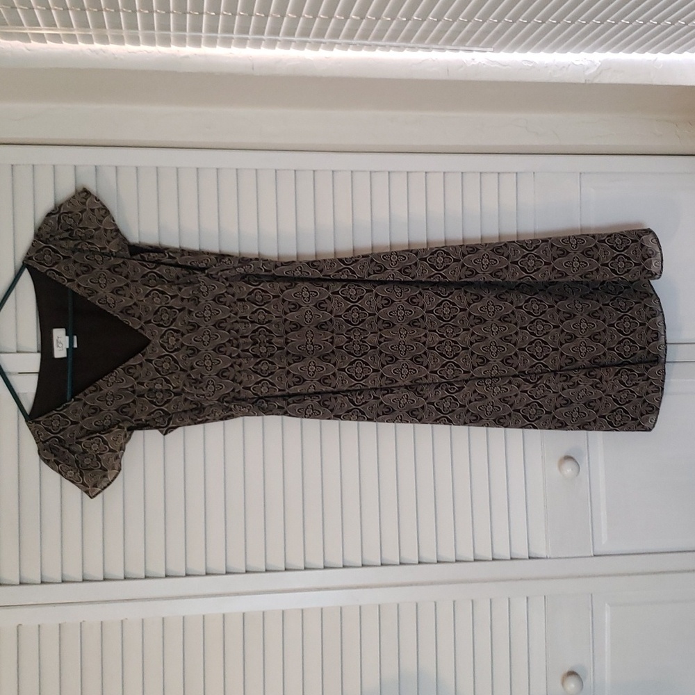 LOFT Brown and Tan Printed Cap-Sleeve Midi Dress Size 4